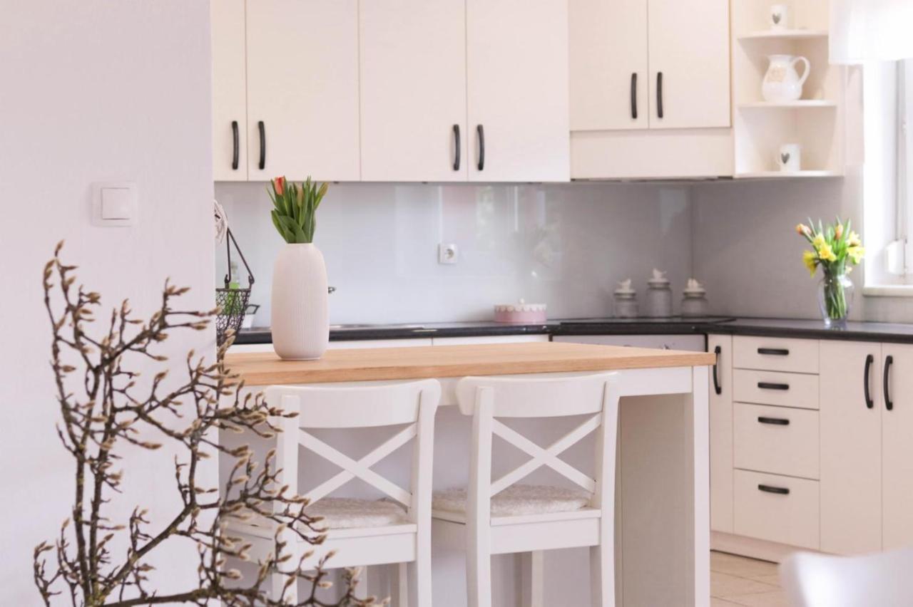 דירות בלד House Eden With Mountain Views מראה חיצוני תמונה
